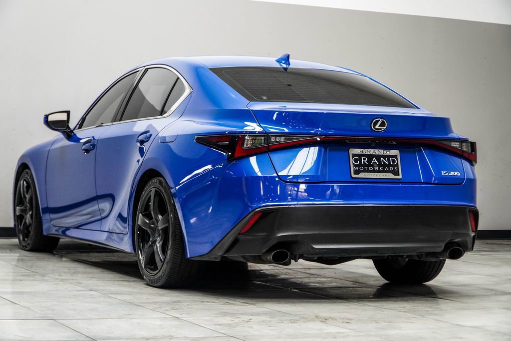 Used 2021 Lexus IS 300 300 w/ Comfort Package image 11