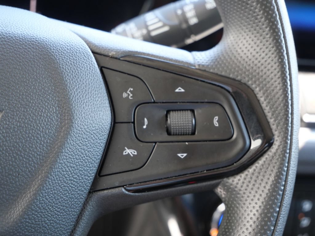 Used 2024 Chevrolet TrailBlazer LT AWD/4WD image 25
