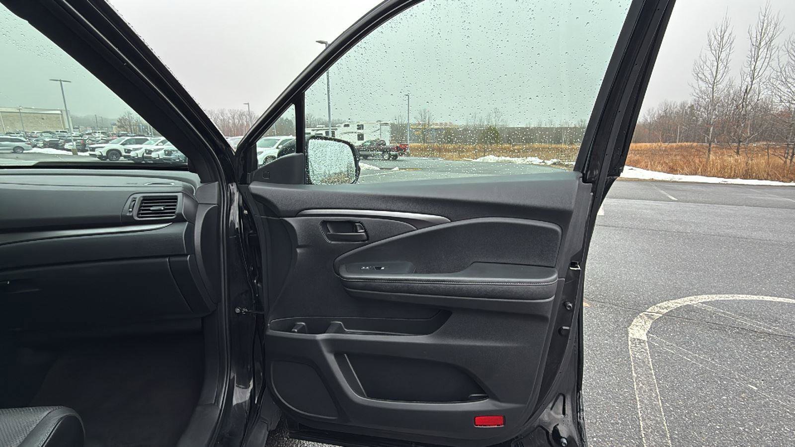 Used 2023 Honda Passport EX-L image 18