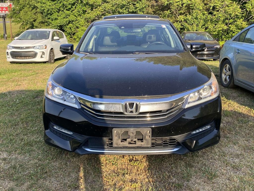 Used 2017 Honda Accord EX-L video 2