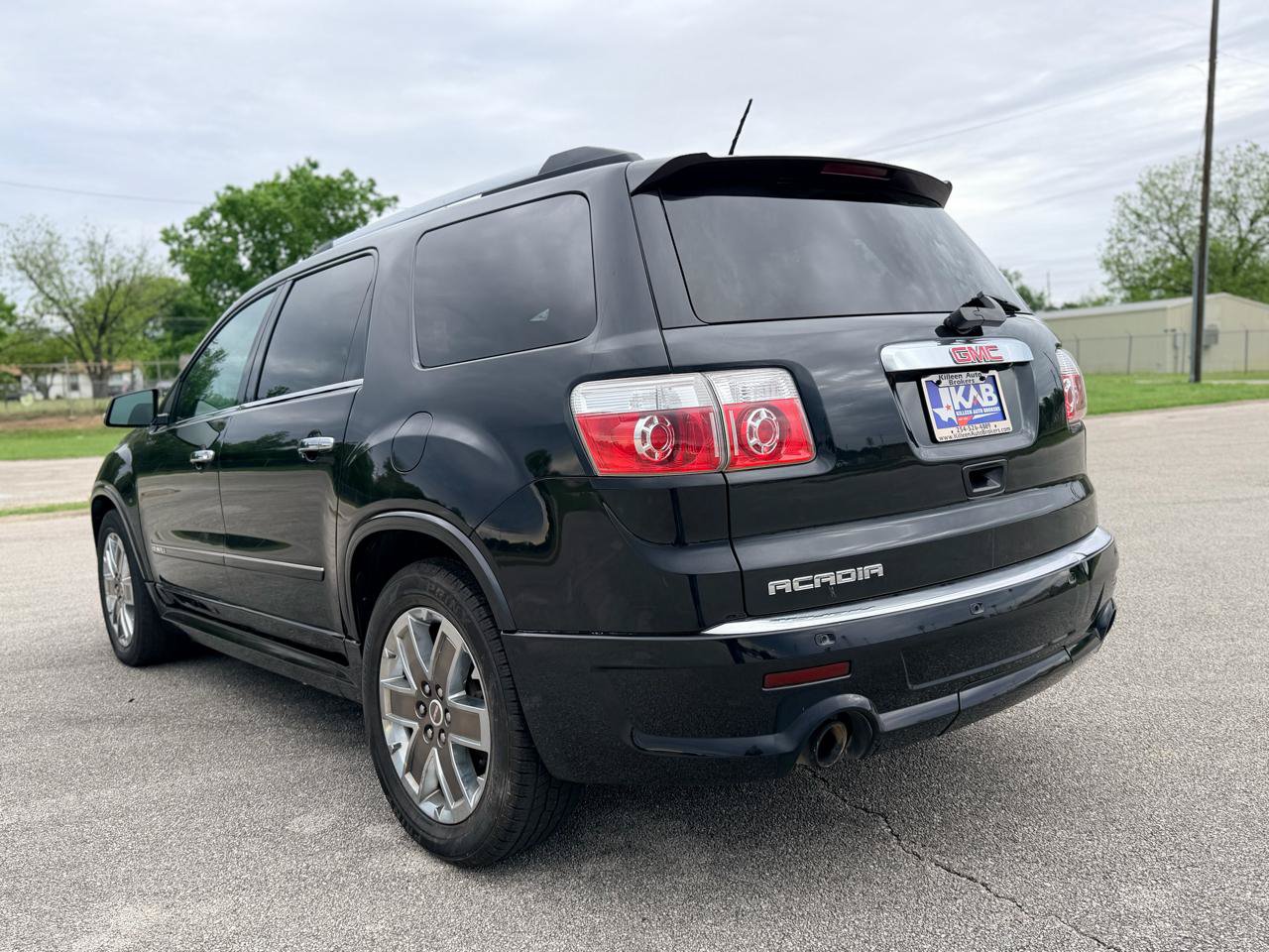 Used 2012 GMC Acadia Denali FWD image 5