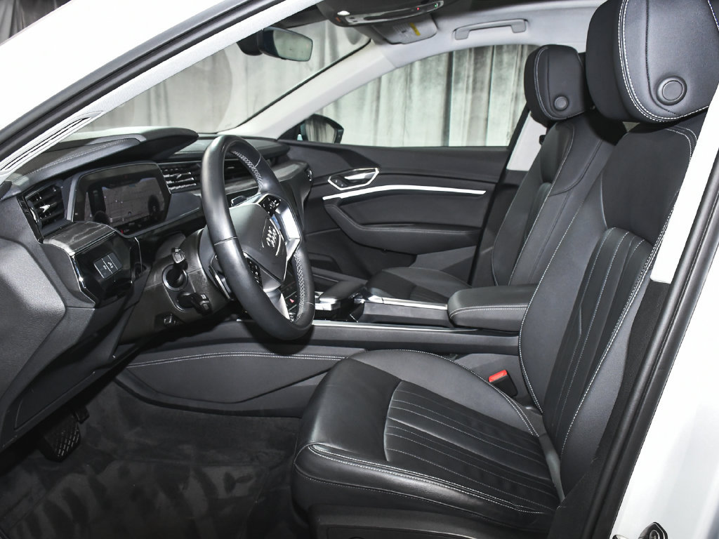 Used 2024 Audi Q8 e-tron Premium AWD/4WD image 49