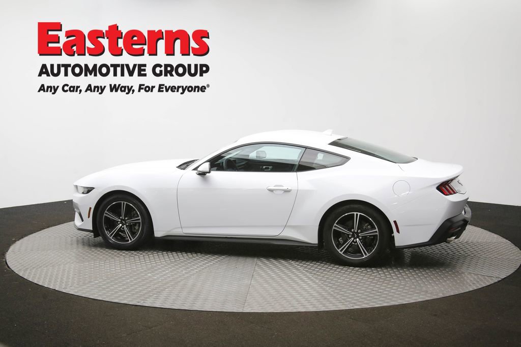 Used 2025 Ford Mustang EcoBoost image 59