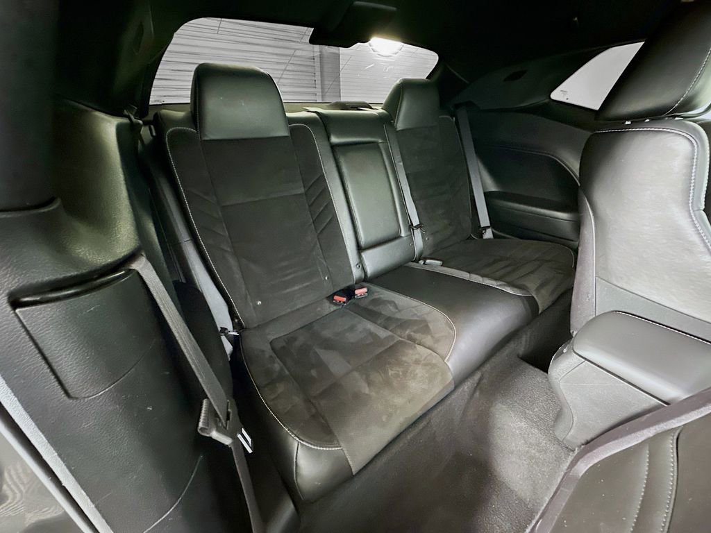 Used 2019 Dodge Challenger SRT Hellcat image 26