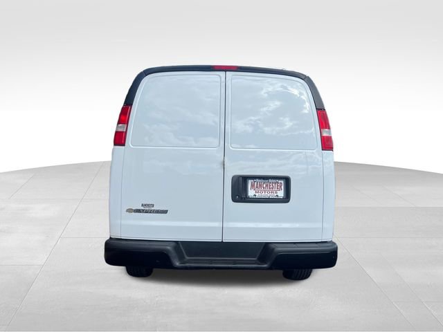 Used 2021 Chevrolet Express 3500 Work Van w/ Driver Convenience Package image 6