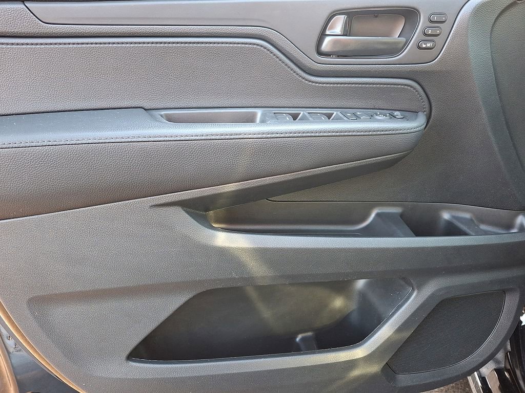 Used 2023 Honda Odyssey Sport image 12