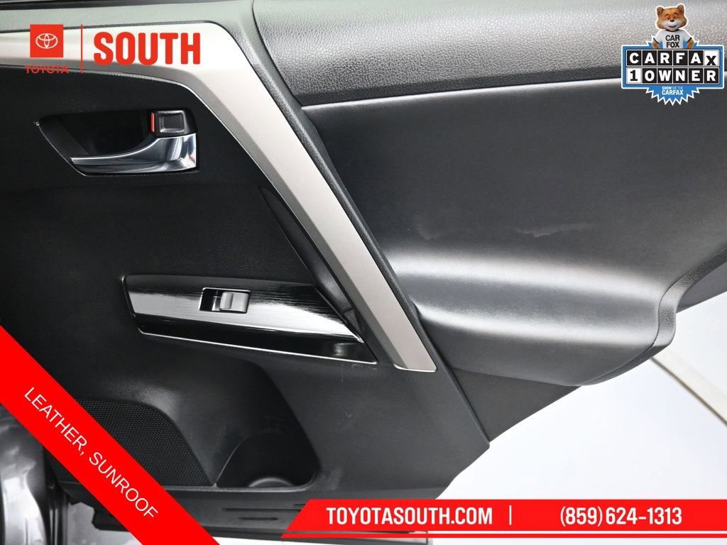 Used 2017 Toyota RAV4 Limited image 26