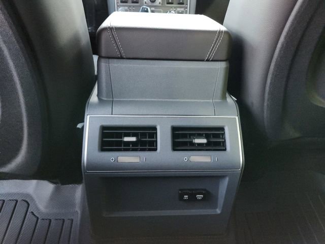 Used 2025 INEOS Grenadier Fieldmaster Edition image 32