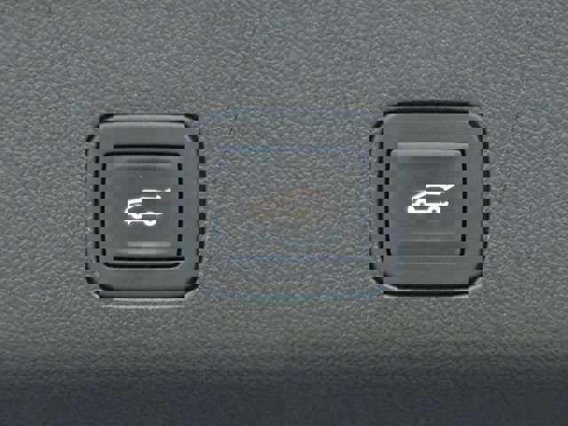 Used 2025 GMC Yukon XL Denali image 39