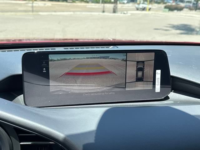 New 2025 MAZDA MAZDA3 Hatchback w/Premium Plus Pkg image 14