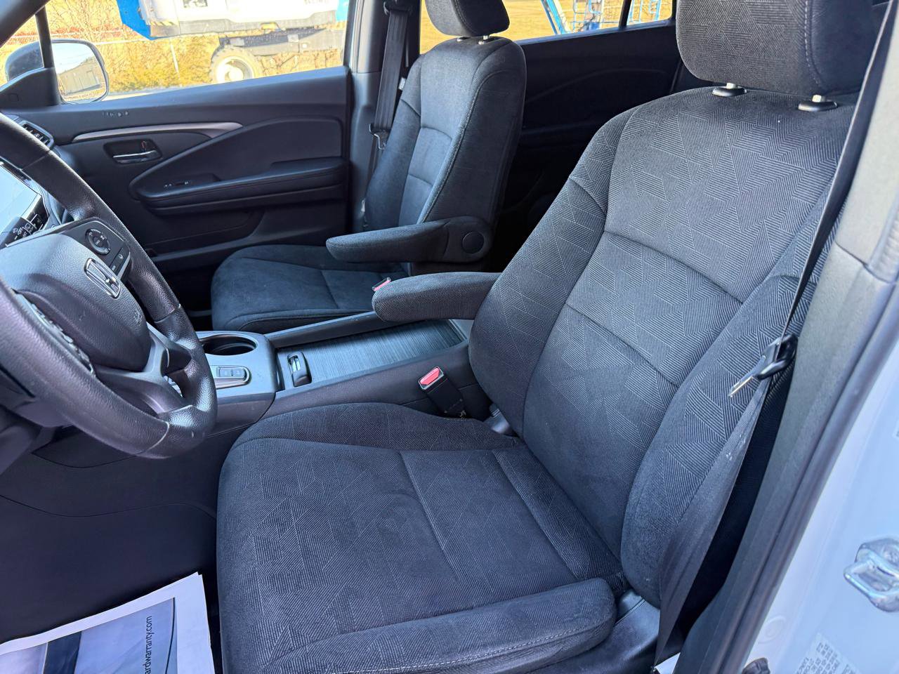 Used 2022 Honda Pilot Sport image 21