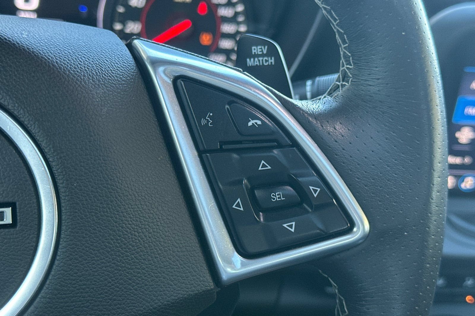 Used 2021 Chevrolet Camaro SS RWD image 37