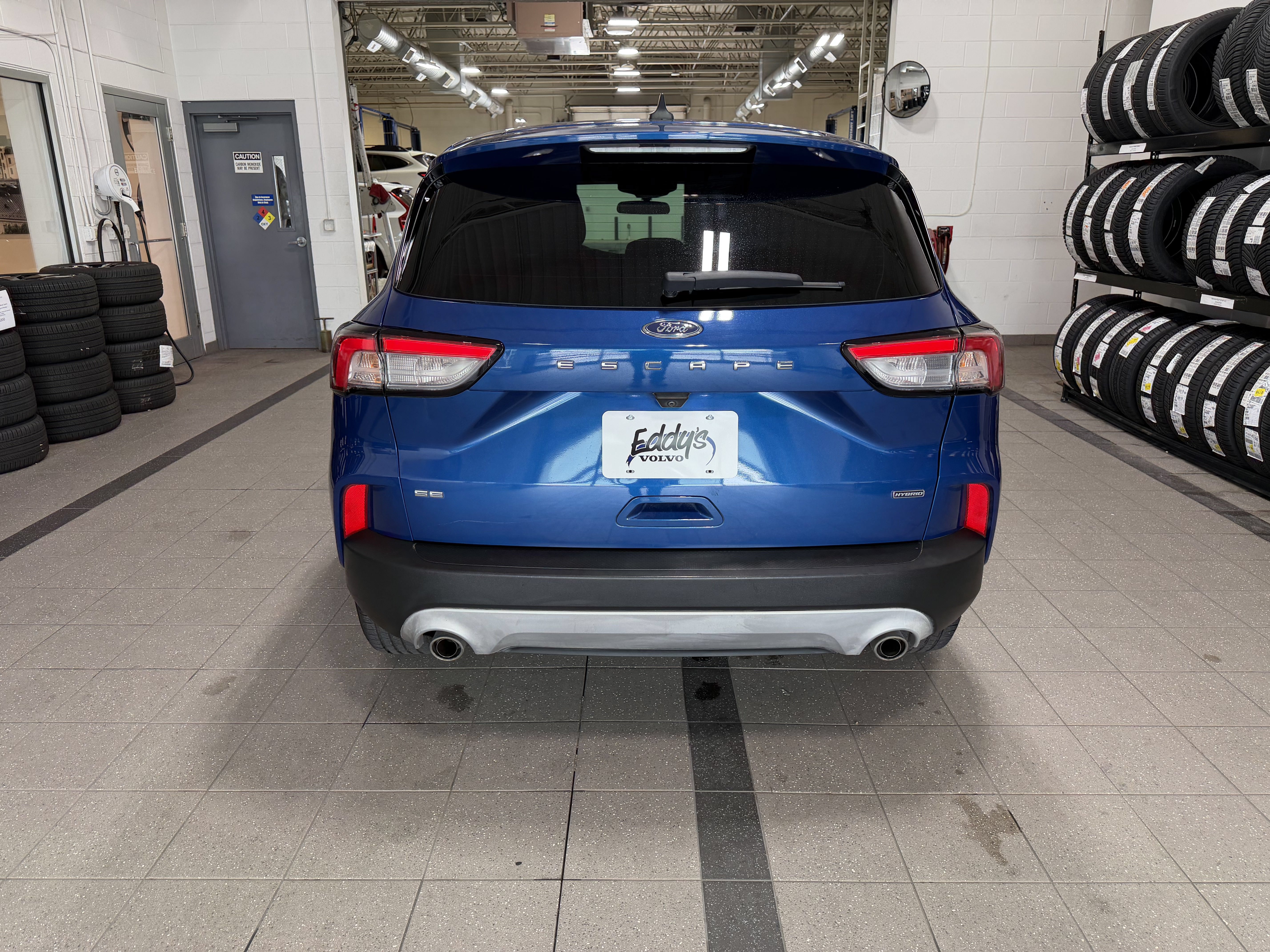 Used 2022 Ford Escape SE FWD image 7