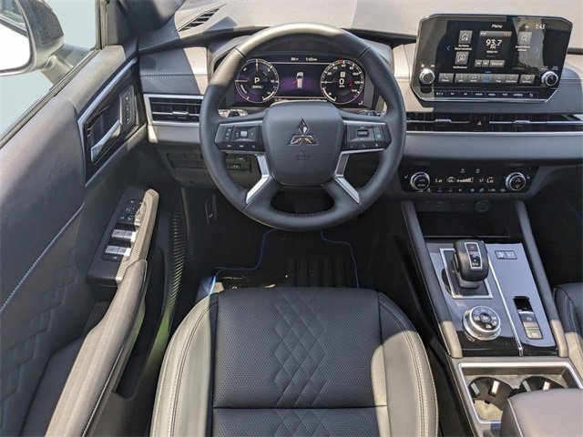 New 2025 Mitsubishi Outlander SEL Black Edition image 17