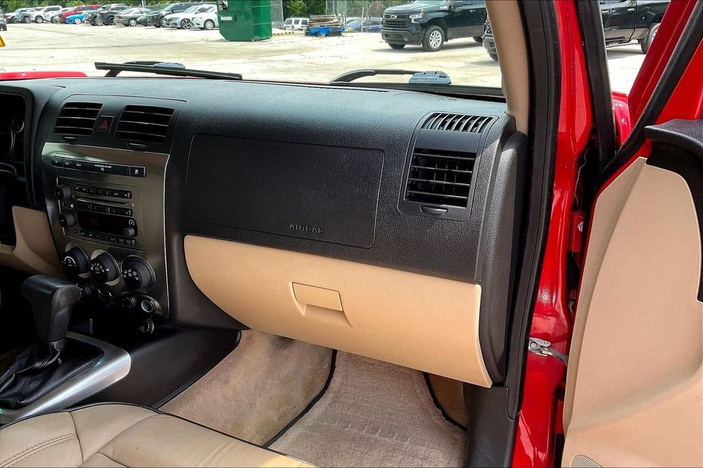 Used 2007 HUMMER H3 AWD/4WD image 13