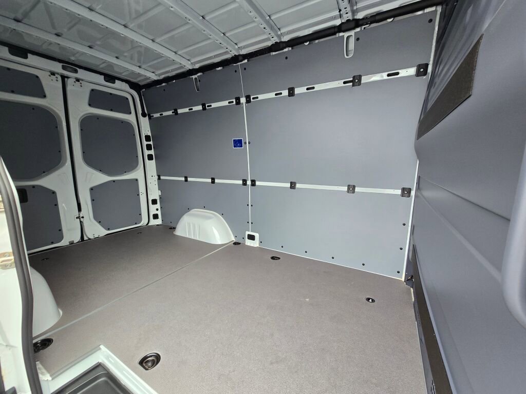 New 2025 Mercedes-Benz Sprinter 2500 image 16