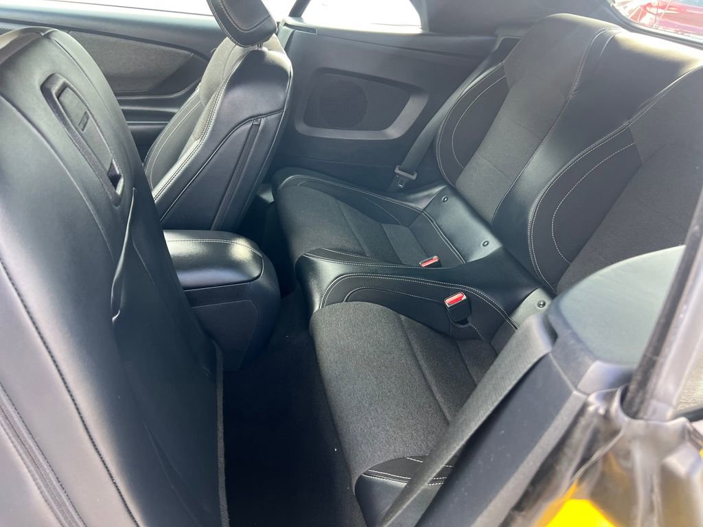 Used 2024 Ford Mustang Convertible image 24