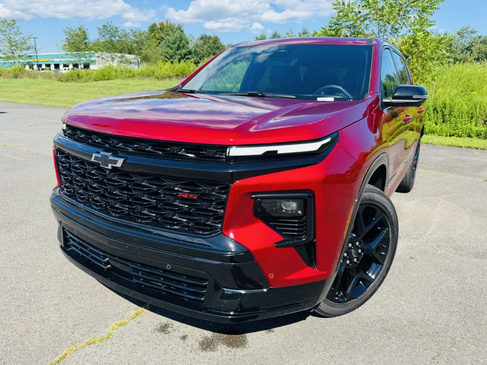 Used 2024 Chevrolet Traverse RS w/ LPO, Floor Liner Package