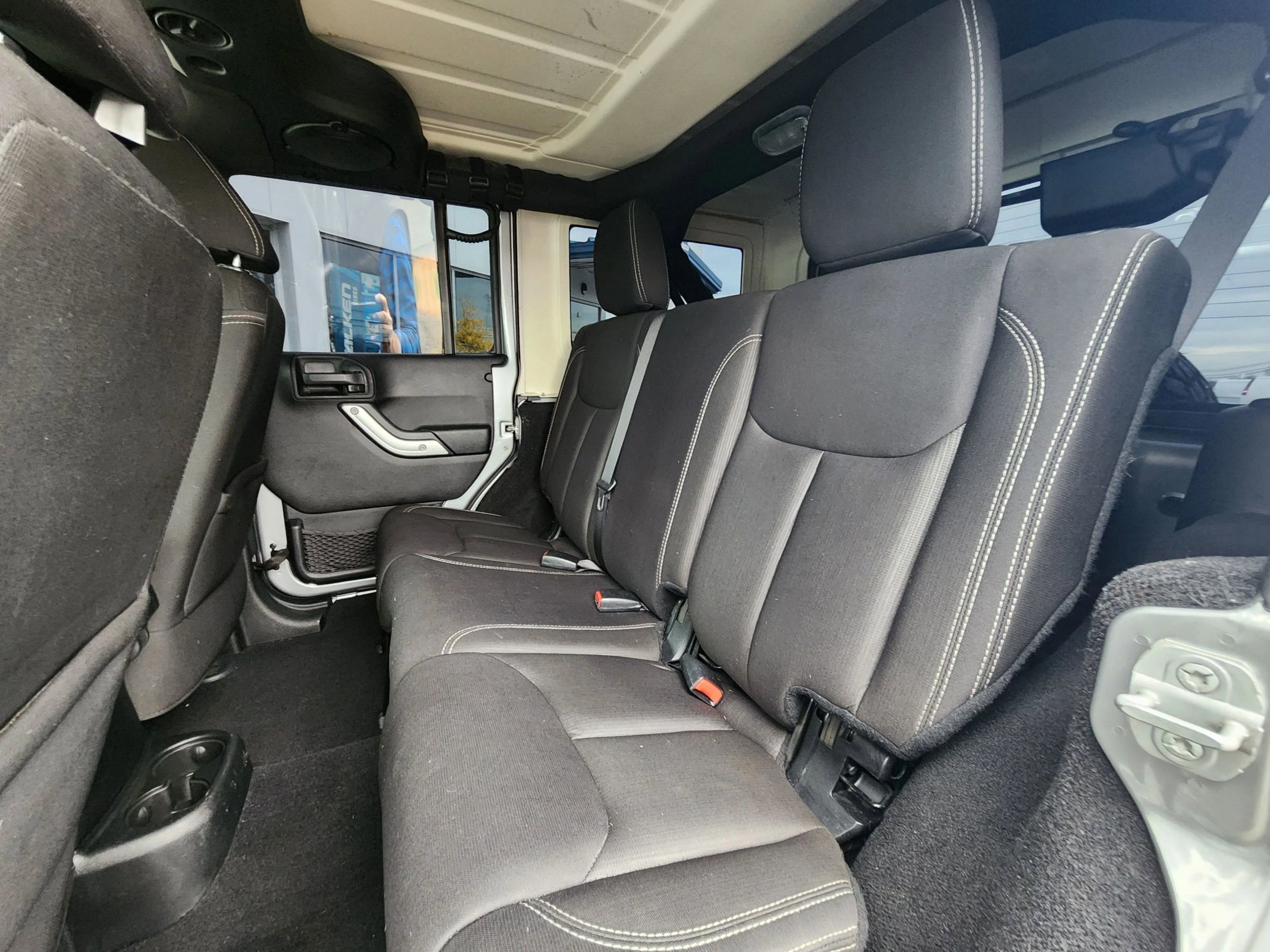 Used 2014 Jeep Wrangler Unlimited Sahara w/ Max Tow Package image 35