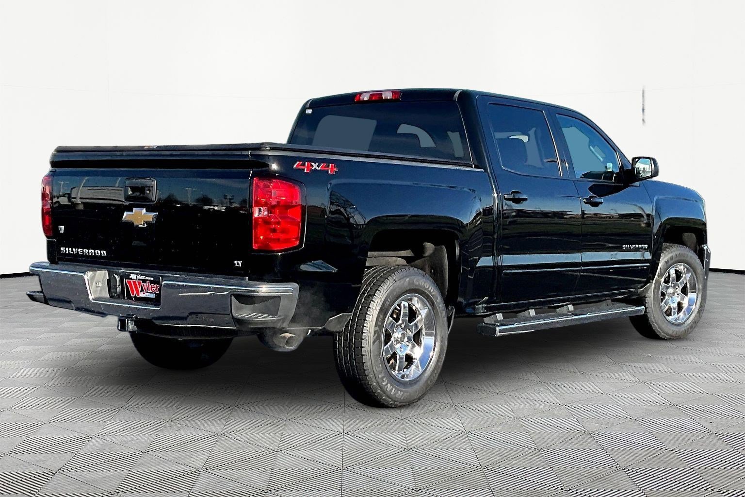 Used 2018 Chevrolet Silverado 1500 LT w/ All Star Edition image 7