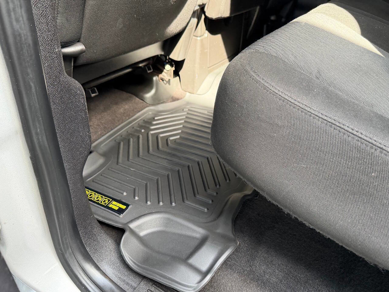 Used 2010 GMC Sierra 2500 SLE w/ Suspension Package, Off-Road image 36