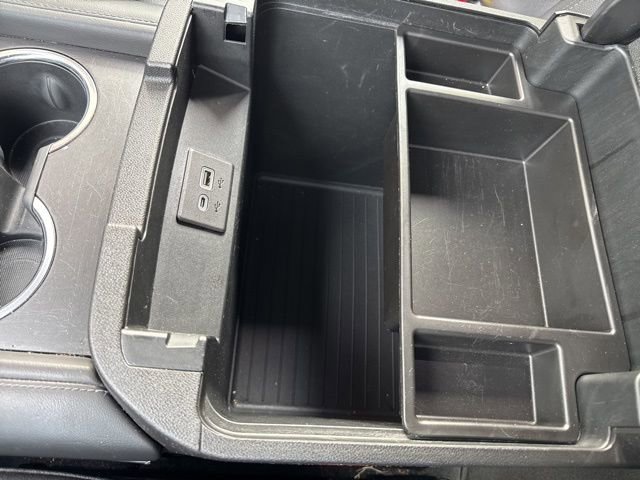 Used 2023 Chevrolet Suburban LT image 20