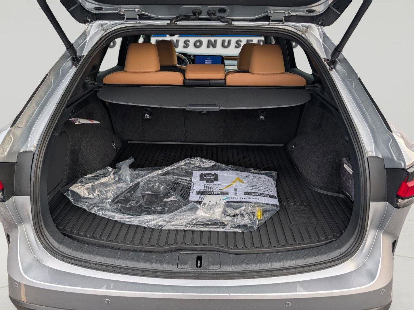 Used 2025 Lexus RX 350 Premium w/ Accessory Package image 27