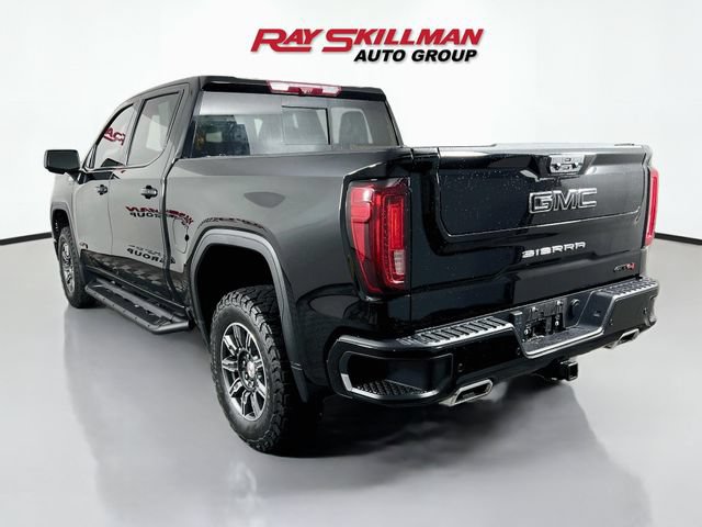 Used 2024 GMC Sierra 1500 AT4 w/ Technology Package AWD/4WD image 5