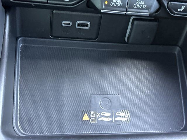 Used 2023 Chevrolet Suburban RST w/ Luxury Package image 44