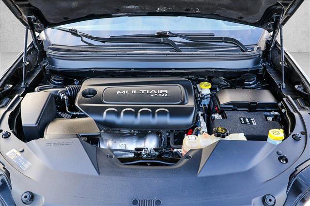 Used 2019 Jeep Cherokee Limited image 28