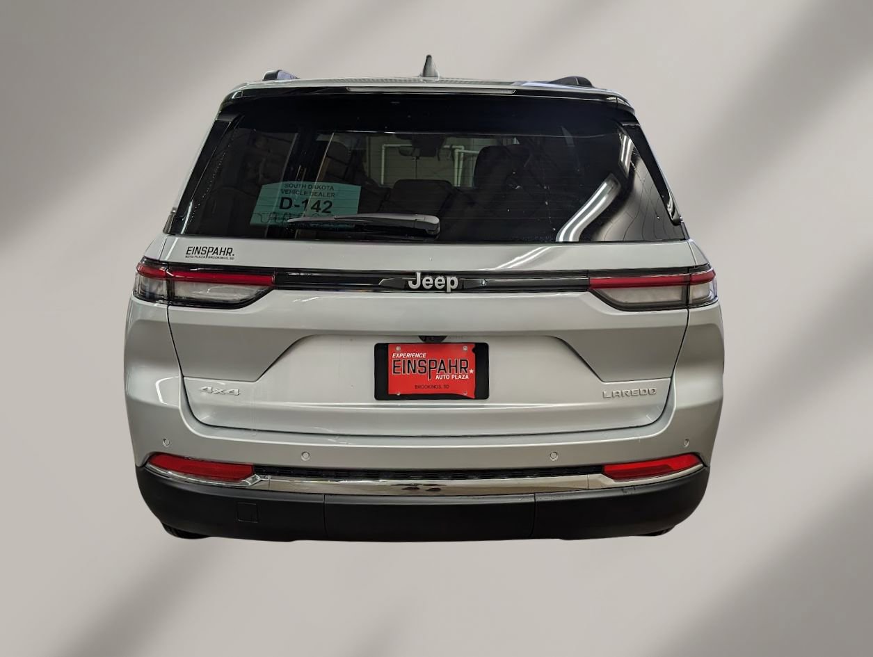 New 2025 Jeep Grand Cherokee Laredo X w/ Trailer Tow Package image 26