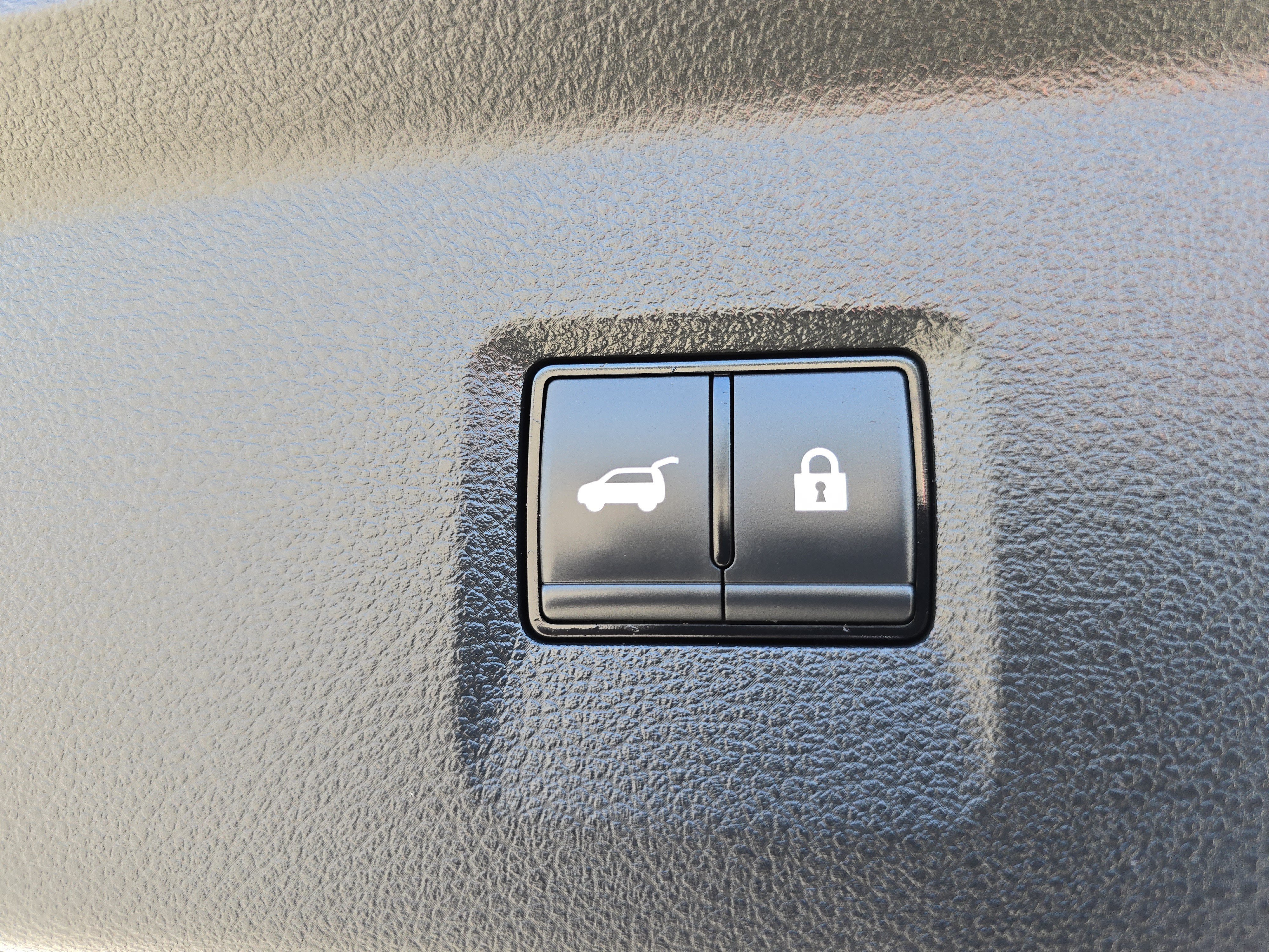 Used 2023 INFINITI QX60 Luxe AWD/4WD image 18