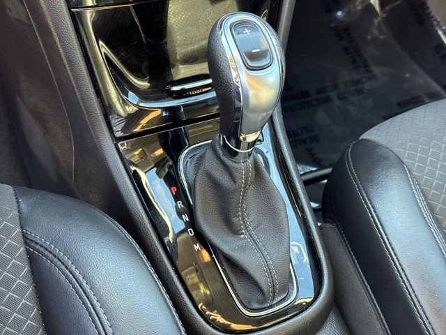 Used 2022 Buick Encore Preferred w/ Safety Package image 14