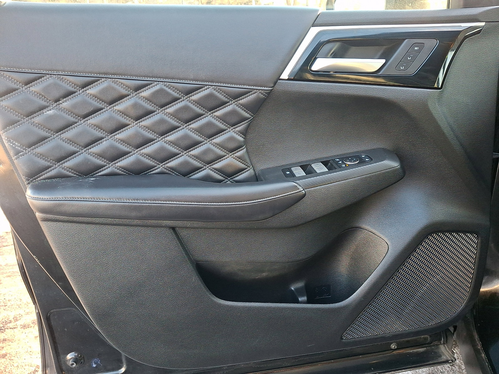 Used 2023 Mitsubishi Outlander SEL 40th Anniversary image 13