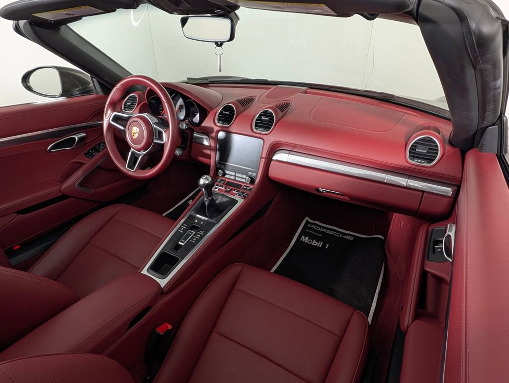 Certified 2024 Porsche 718 Boxster S image 18