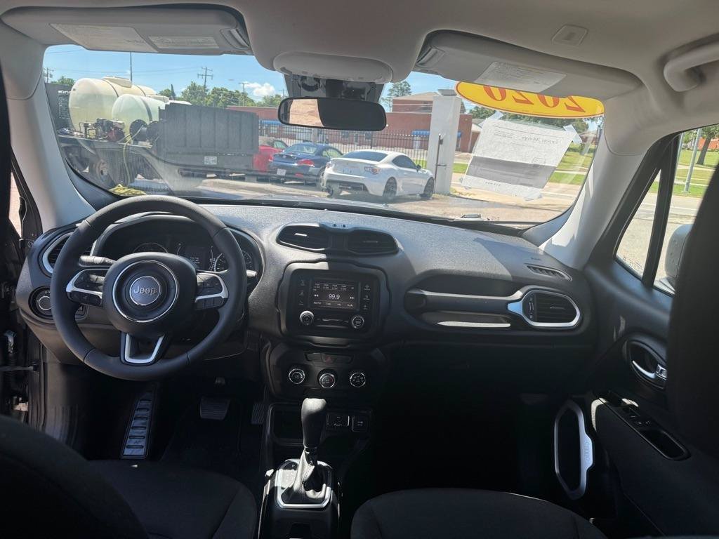 Used 2020 Jeep Renegade Sport w/ Sport Appearance Group FWD image 17