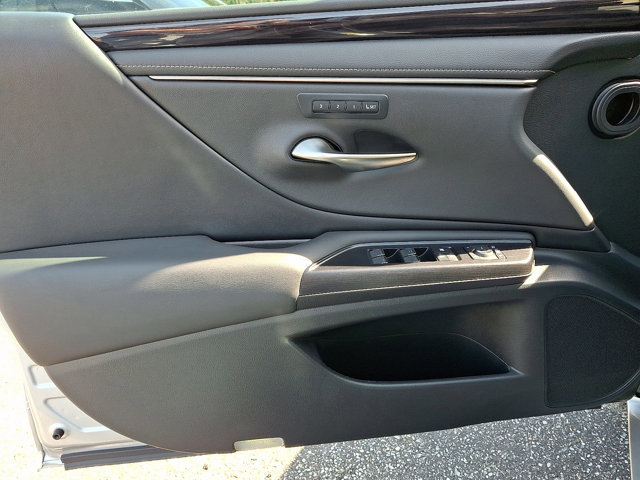 Used 2021 Lexus ES 350 w/ Premium Package image 12