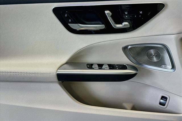 Used 2024 Mercedes-Benz C 300 Sedan image 17
