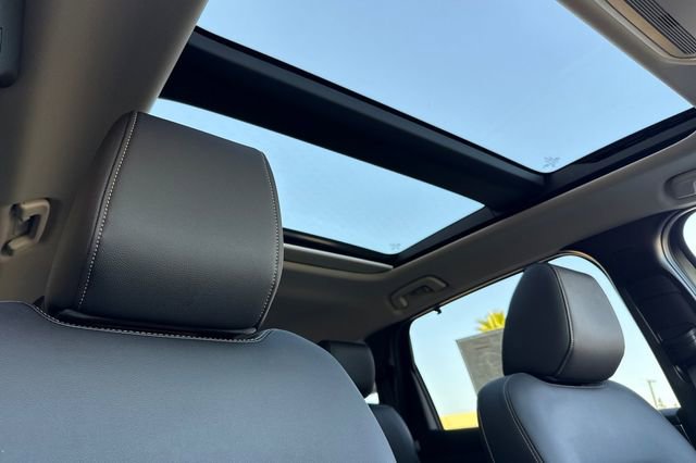 New 2026 MAZDA CX-90 Plug-In Hybrid w/Premium Sport image 20