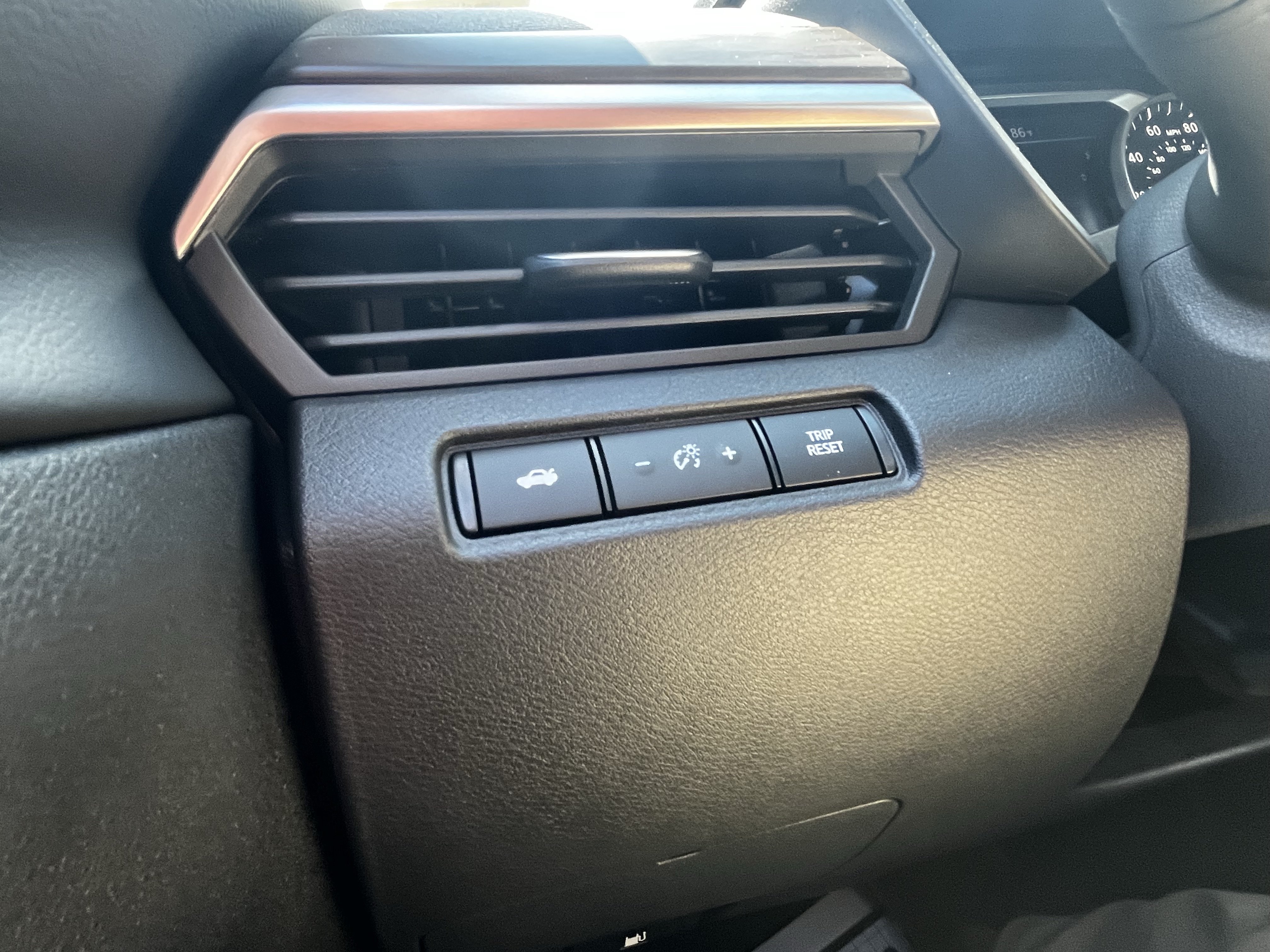 New 2026 Nissan Altima 2.5 SV AWD/4WD image 27