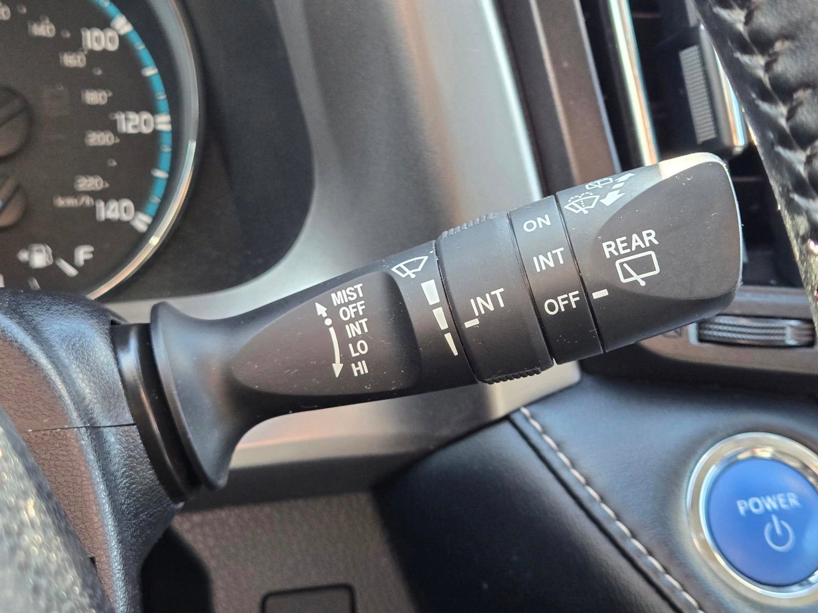 Used 2018 Toyota RAV4 XLE w/ Convenience Package AWD/4WD image 25