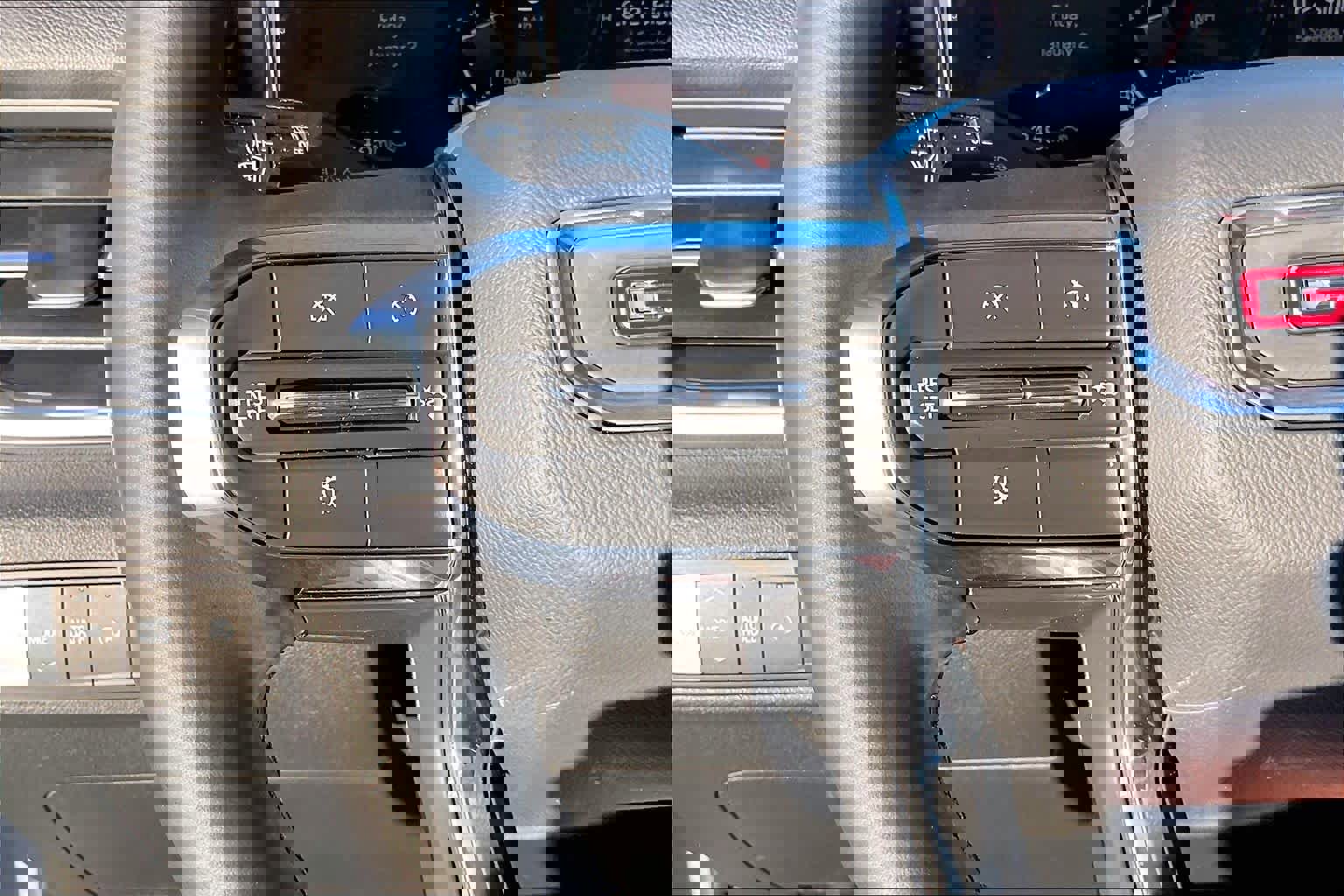 Certified 2026 GMC Terrain Elevation w/ Elevation Premium Package image 44