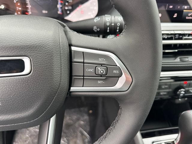 New 2026 Jeep Compass Latitude image 18