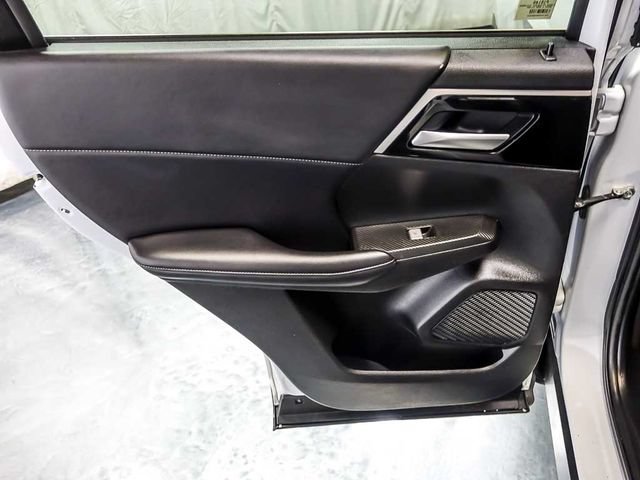 Used 2024 Mitsubishi Outlander SE AWD/4WD image 29
