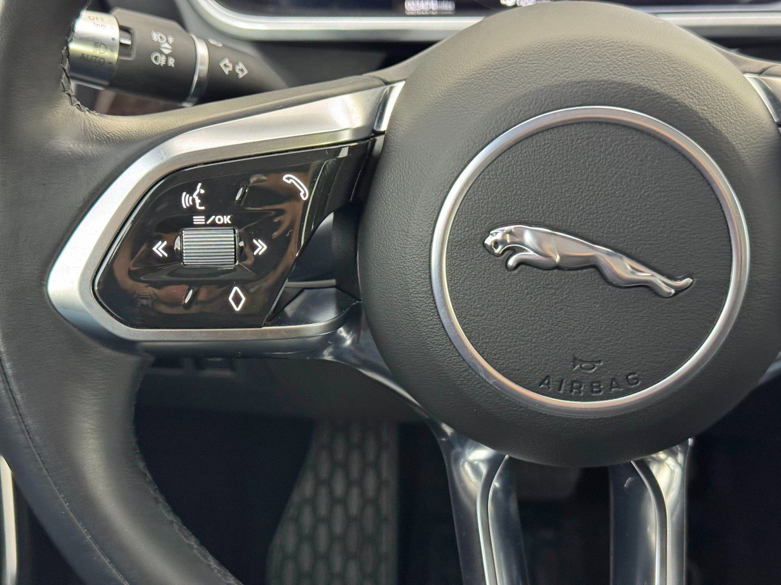 Used 2022 Jaguar I-PACE HSE image 21