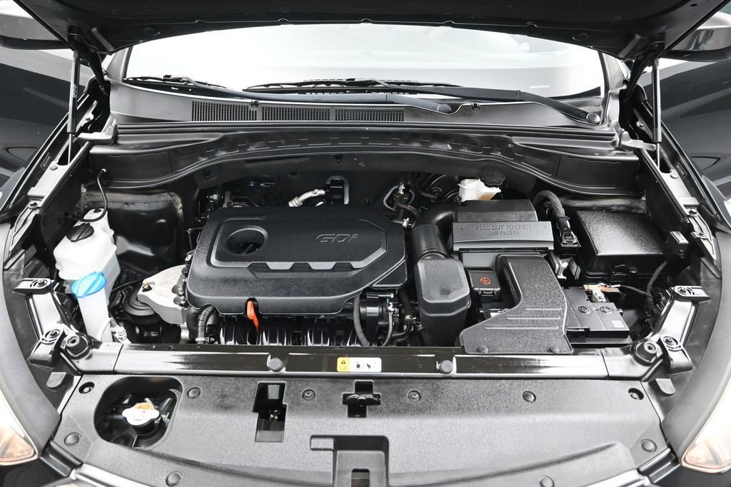 Used 2018 Hyundai Santa Fe Sport FWD image 31
