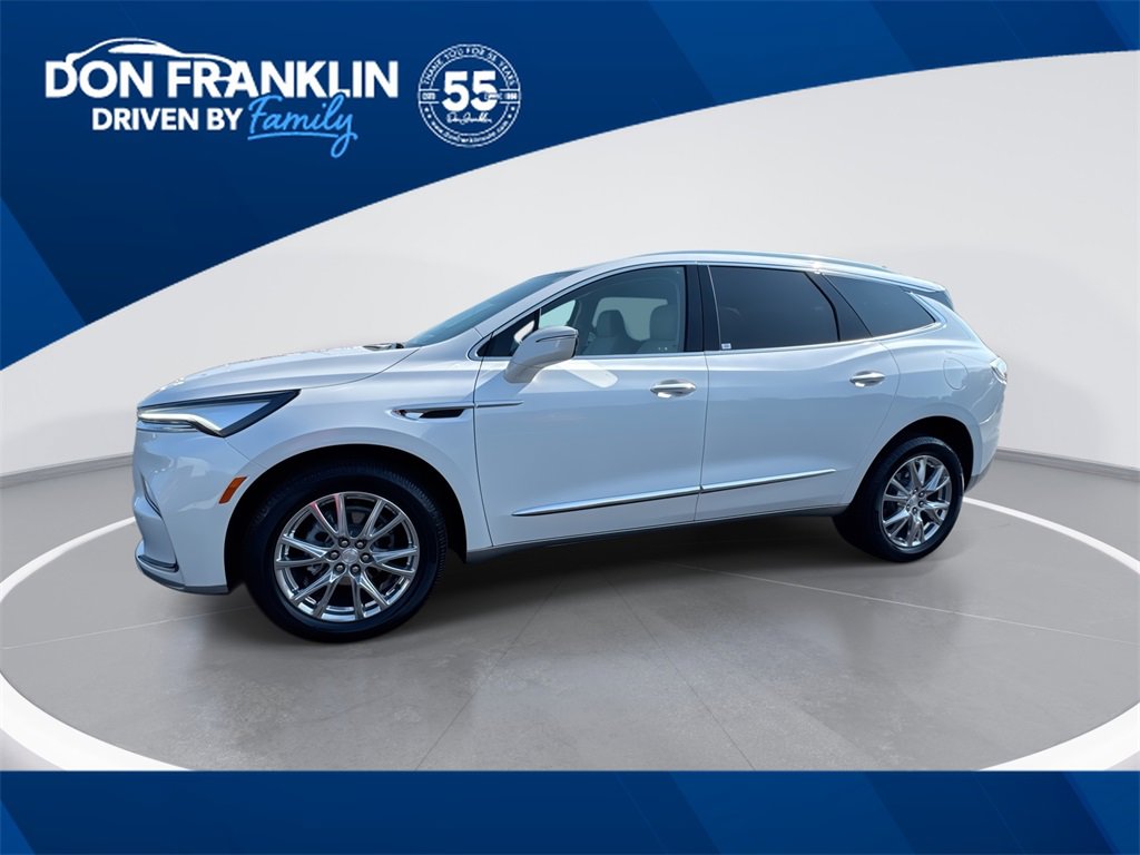 Used 2022 Buick Enclave Essence w/ Experience Buick Package image 1