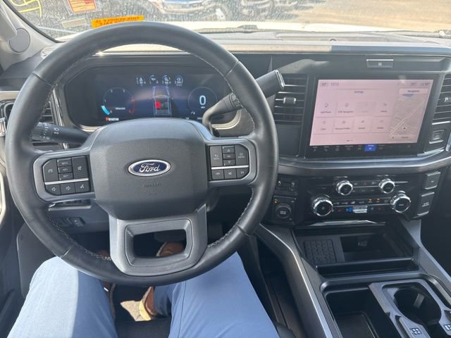 Used 2026 Ford F250 Lariat AWD/4WD image 12