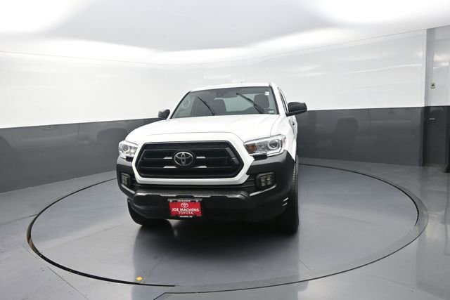 Used 2022 Toyota Tacoma SR RWD image 40