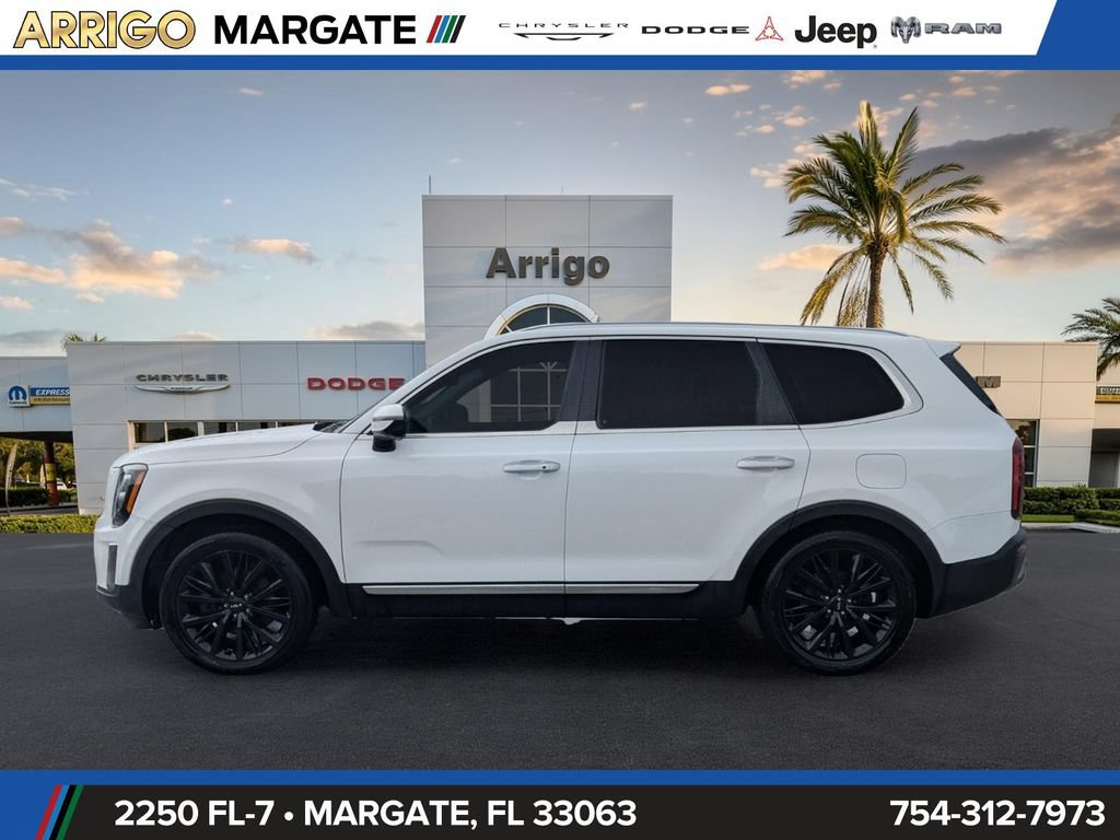 Used 2022 Kia Telluride SX w/ Towing Package FWD image 4